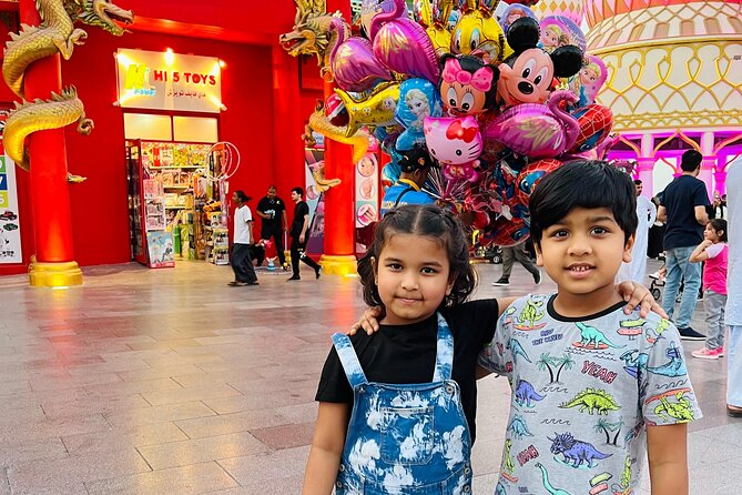 Global Village with Entrance Ticket and Transfers - Driver and Guide Notes: Abdul Rehman, Zia, and Farooq
