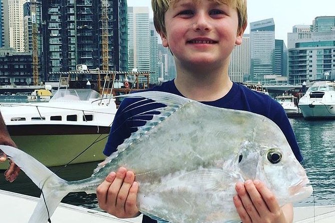 Go Fishing Dubai 5 hours Trolling & Regular Fishing - Food and Comfort: Snacks Included, Plus a Yacht-Day Feel