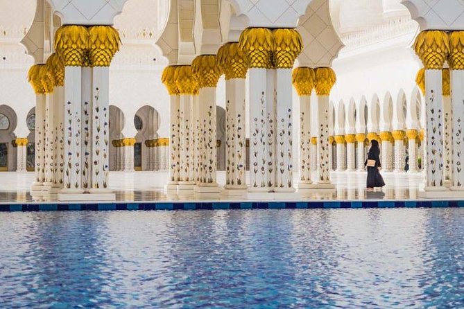 Guided Abu Dhabi City Tour with Sheikh Zayed Grand Mosque - Landmarks You See From the Road: Etihad Towers and Emirates Palace