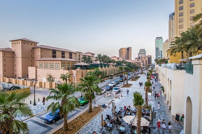 Half Day Dubai City Tour - Palm Jumeirah pass-by and The Pointe promenade in the same breath