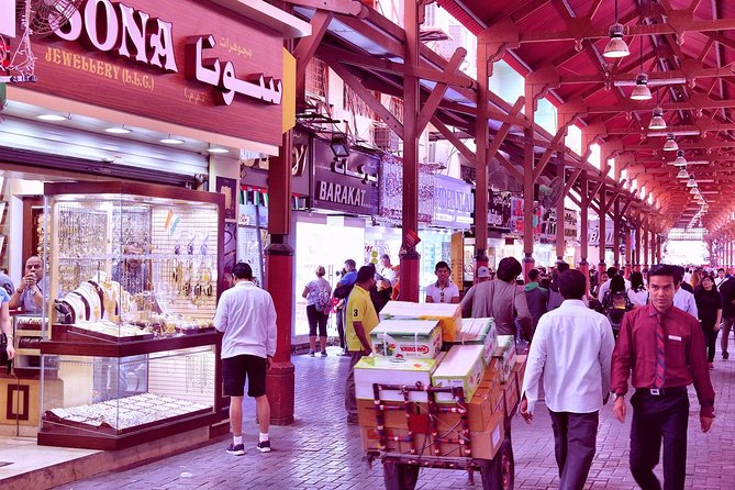 Half-Day Dubai City Tour with Blue Mosque, Creek, Souks & Abra - Museum of the Future access, plus why it’s a good pairing