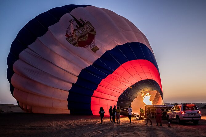 Hot Air Balloon Ride & In-flight Falcon Show including Transfers - The 4:00 am start, and why it matters so much