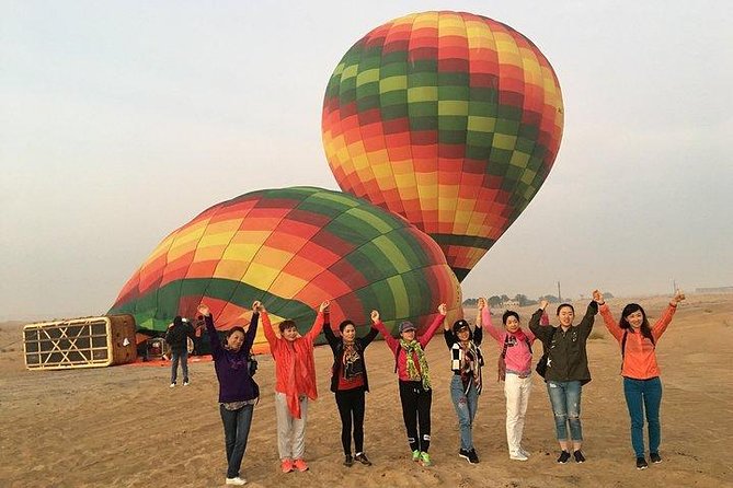 Hot Air Balloon Ride Over Dubai Desert inlcuding Transfers - What to wear, bring, and how to make the landing less stressful