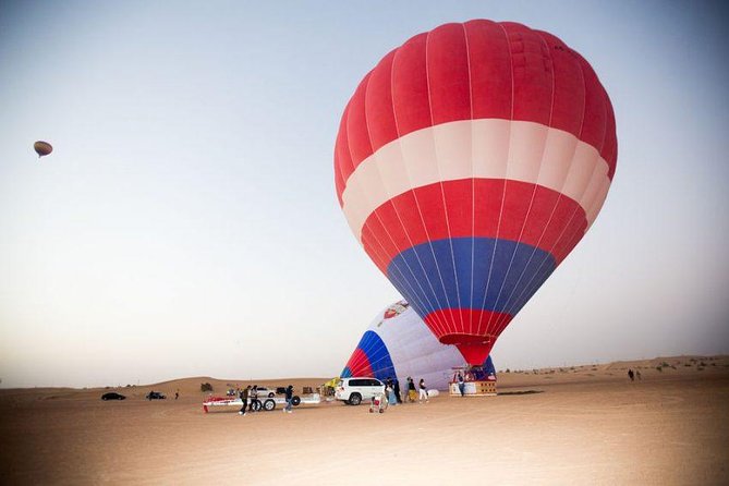 Hot Air Balloon Ride With Gourmet Breakfast & Falcon Show - The balloon flight: 45 to 60 minutes of sunrise over dunes
