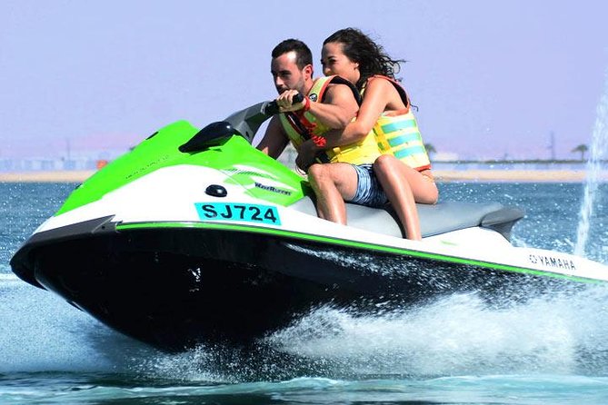 Jet Ski Ride - 15 Minutes on the Arabian Sea: Speed, Control, and Views
