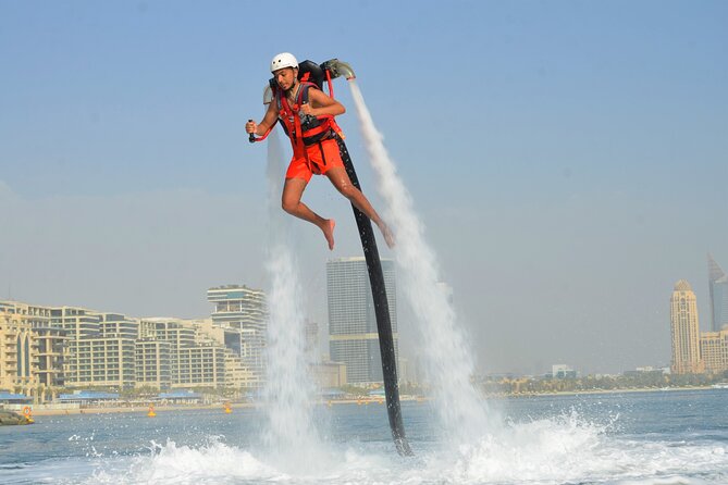Jetpack in The Palm - Gear, lockers, shower room, and the stuff you still need