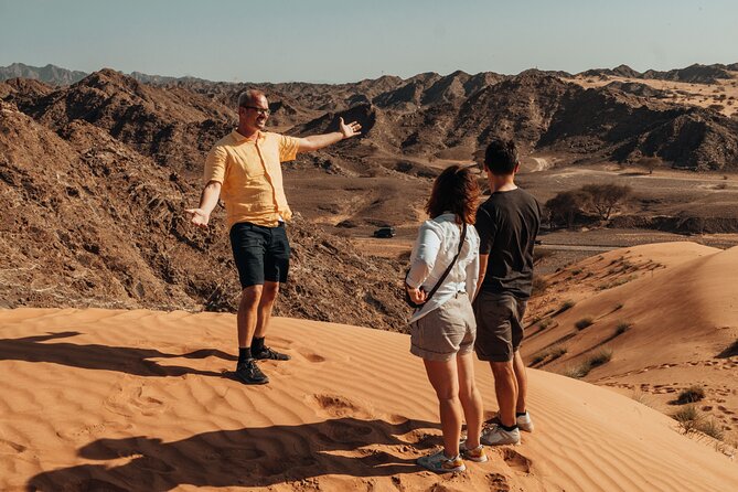 Journey to the Heart of the Emirates - Al Madam alluvial plains, acacias, and volcanic rock clues