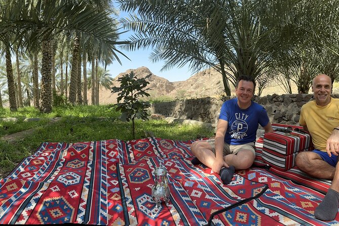 Journey to the Heart of the Emirates - Wadi Showkah picnic, falaj irrigation, and optional 1-2 km walk