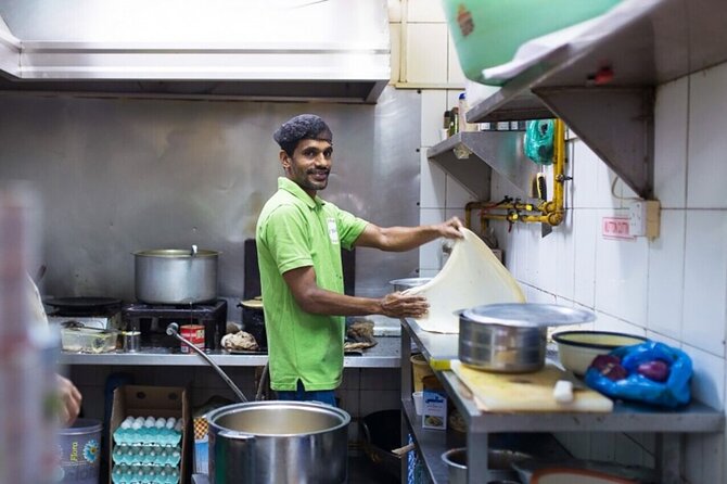 Local Street Food and Guided Walking Tour of Dubai Old Town - Dubai Spice Souk: your sense of smell drives the bargaining