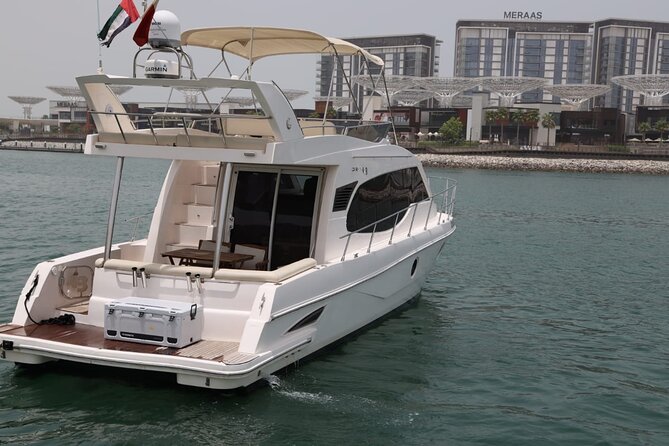 Luxury Yacht Charter : Dubai Marina, Atlantis The Palm & Burj Al Arab - Which cruise length fits your photo goals: 1, 2, 3, or 4 hours