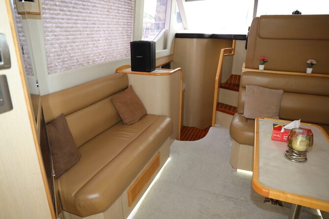 Luxury Yacht Charter : Dubai Marina, Atlantis The Palm & Burj Al Arab - Atlantis The Palm: why the photo stop is worth it
