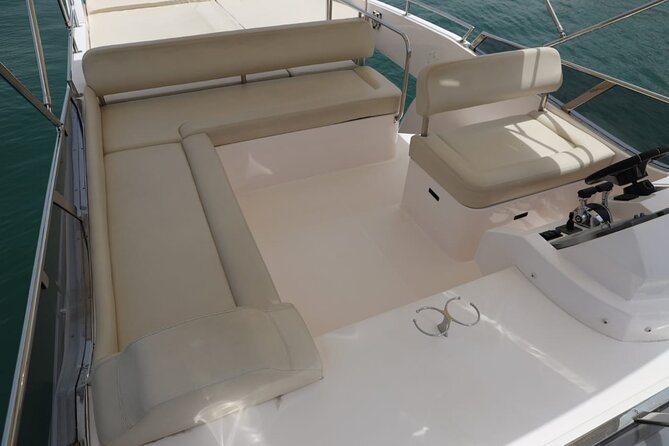 Luxury Yacht Charter : Dubai Marina, Atlantis The Palm & Burj Al Arab - Burj Al Arab from the water: how to make sure you get it
