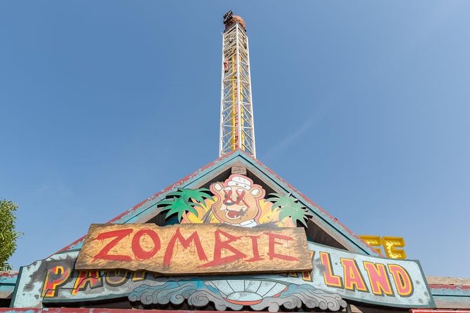 Motiongate Theme Park with Private Transfer - The studio lands: DreamWorks, Columbia Pictures, Lionsgate, Smurfs