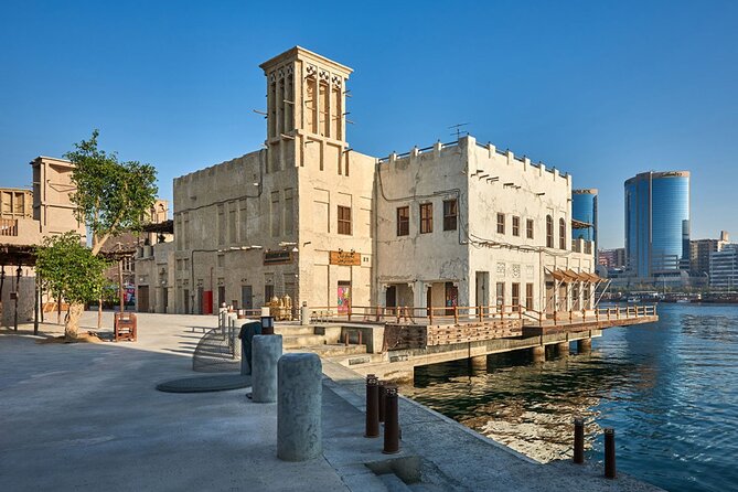 Old and Modern Dubai FullDay Private Tour with Blue Mosque Visit - Zabeel Palace and the skyline switch flip