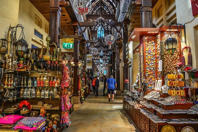 Old and Modern Dubai FullDay Private Tour with Blue Mosque Visit - Souk Madinat Jumeirah: shopping lanes that feel like a story