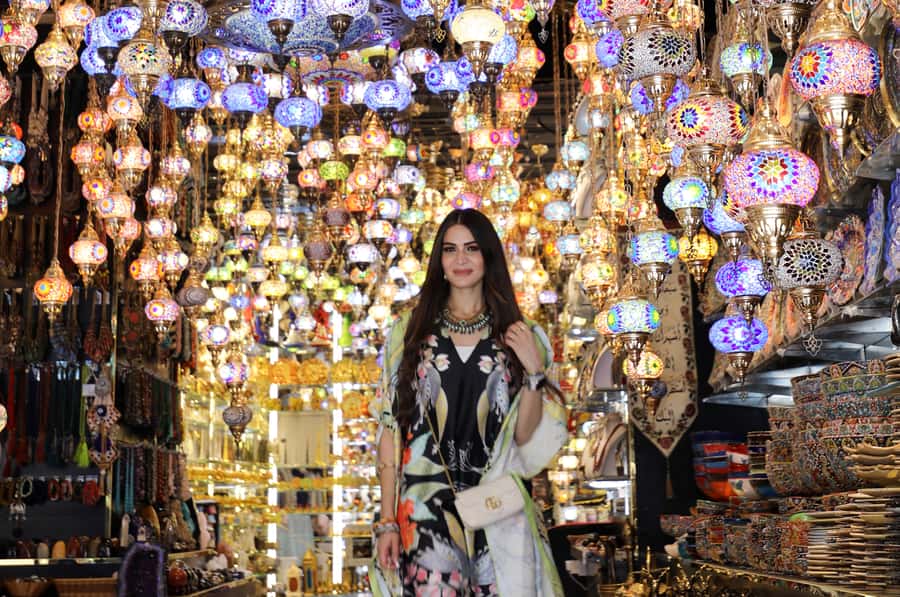 Old Dubai Guided Tour With Photographer: Souks & Street Food - Dubai Creek by abra: the classic crossing you’ll remember