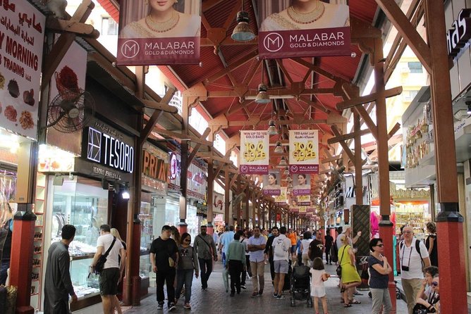 Old Dubai Shopping Tour (Textile, Spice and Gold Souq) - Crossing Dubai Creek by Abra: The 15-Minute Break You’ll Appreciate