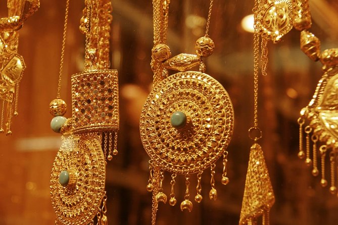 Old Dubai Shopping Tour (Textile, Spice and Gold Souq) - Textile Souk and Meena Bazaar: Antiques, Clothes, and Everyday Souk Variety