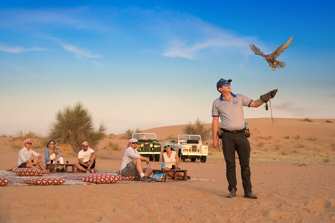 Overnight Safari and Sunrise Hot-Air Balloon Ride - Sunrise Hot-Air Balloon: The Desert Wakes Up for You