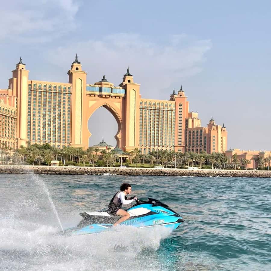 Palm Jumeirah: 1.5-Hour Guided Jet Ski Tour - Palm Jumeirah Jet Ski Route: What You Actually See in 1.5 Hours
