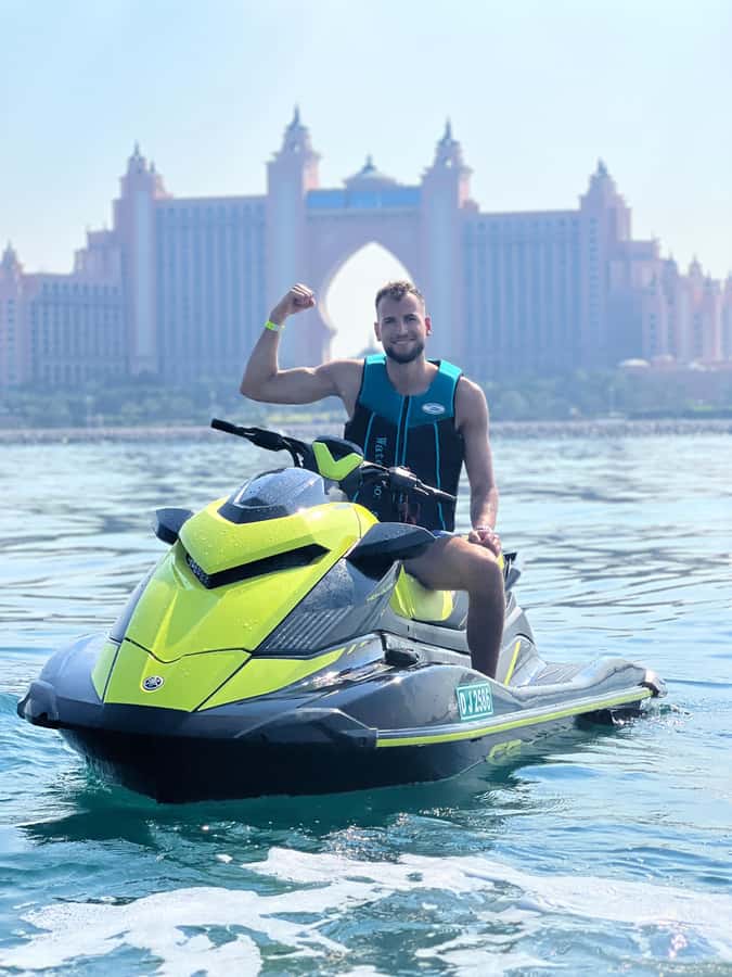 Palm Jumeirah: 1.5-Hour Guided Jet Ski Tour - Gliding Past JBR, Dubai Marina, and Yacht Ports