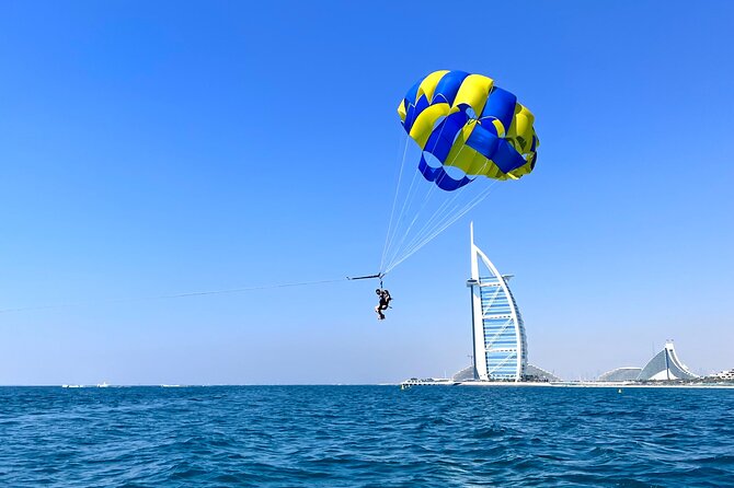 Parasailing in Dubai - Burj Al Arab View - Weather and timing: the one thing you cannot control