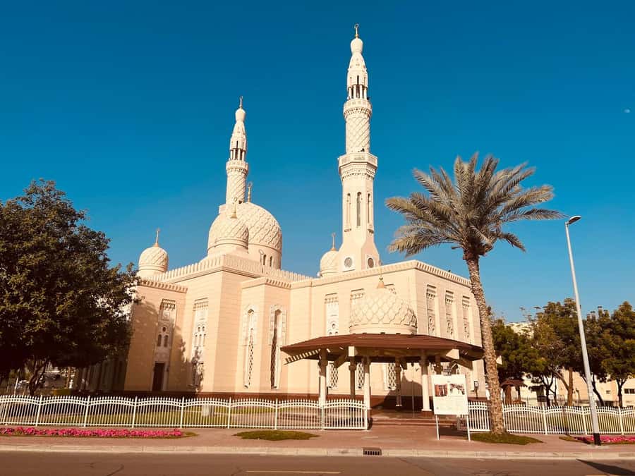 Premium Dubai City Sightseeing Tour in SUV - Pickup zones and how the door-to-door ride usually feels