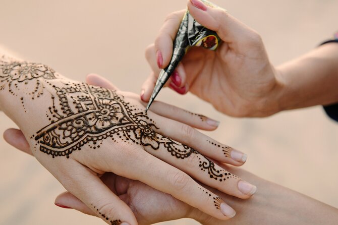 Premium Dubai Desert Safari with Dune Bashing, BBQ, Live Shows - Who this premium desert safari fits best
