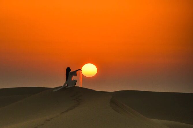 Private 4x4 Sunrise Desert Safari with Refreshments & Camel Ride in Dubai - Lahbab sunrise stop: the view you came for