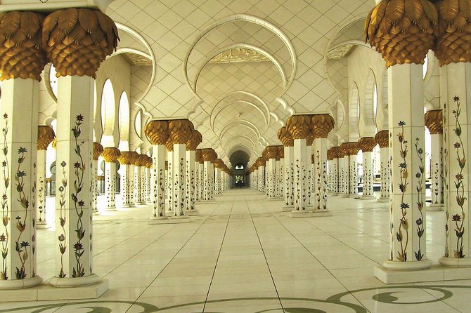 Private Abu Dhabi City Tour with Ferrari World Including Transfer - Ferrari World Yas Island: 4 Hours With Admission Included (The Real Win)