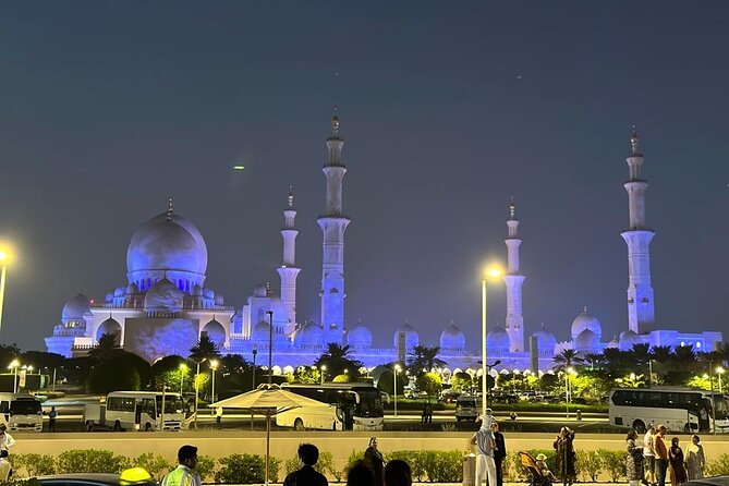Private Abu Dhabi City Tour with Grand Mosque and Palace Visit - Qasr Al Watan palace time: architecture, artifacts, and a calm pace