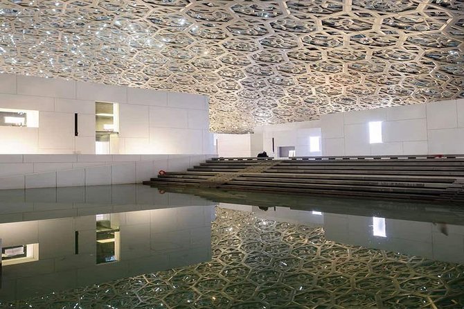 Private Abu Dhabi City Tour with Louvre Museum & Sheikh Zayed Grand Mosque - Louvre Abu Dhabi: how to handle 90 minutes without rushing