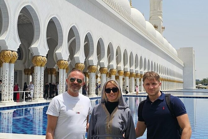 Private Abu Dhabi City Tour with Pick up from Dubai or Abu Dhabi - Emirates Palace Mandarin Oriental: A 45-Minute Reality Check