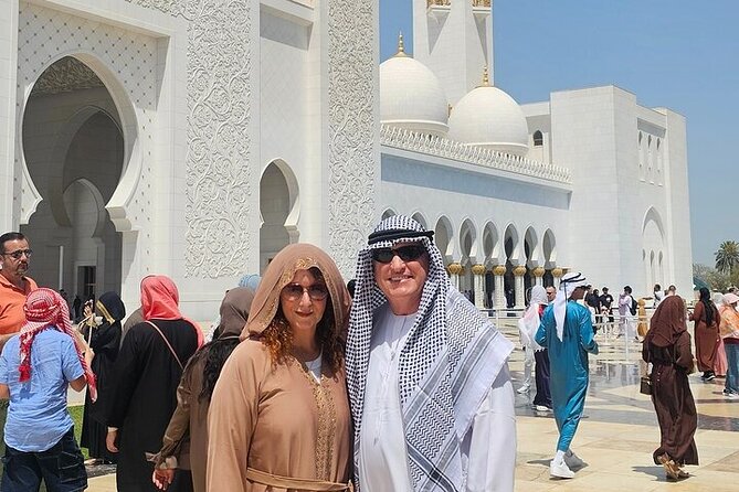 Private Abu Dhabi City Tour with Pick up from Dubai or Abu Dhabi - Sheikh Zayed Grand Mosque Center: Dress Code and Your Visit Style