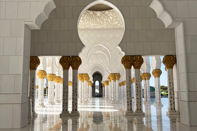 Private Abu Dhabi Grand Mosque Tour from Dubai - Why This Private Sheikh Zayed Mosque Visit Makes Sense From Dubai