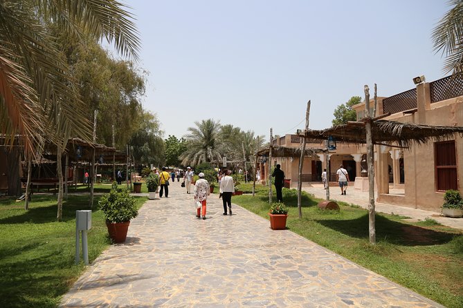 Private Abu Dhabi Half Day City Tour - Emirates Palace Mandarin Oriental: Icon Hotel, 45 Minutes of Landmark Luxury