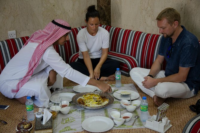 Private Abu Dhabi tour with Emirati Guide - Wahat Al Karama and the Date Market: faith and everyday life, side by side