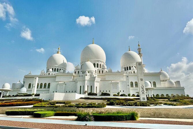 Private Abudhabi City Tour from Dubai - Abu Dhabi by private car, the fast way to see the important stuff
