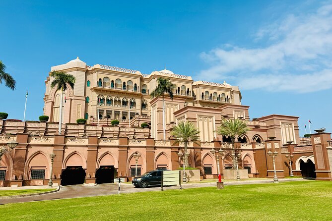 Private Abudhabi City Tour from Dubai - Emirates Palace and the luxury sightlines