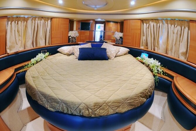 Private Charter Yacht: Dubai Marina, Atlantis And Burj al Arab - Dubai Marina from a private deck: what makes this ride special