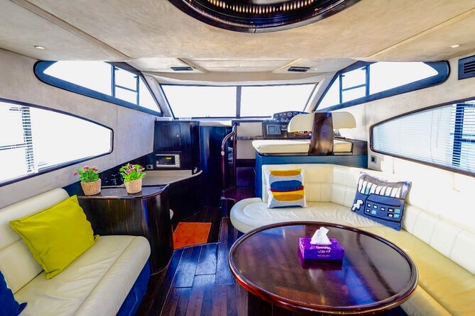 Private Charter Yacht: Dubai Marina, Atlantis And Burj al Arab - The cruise path in plain English: what happens after you meet