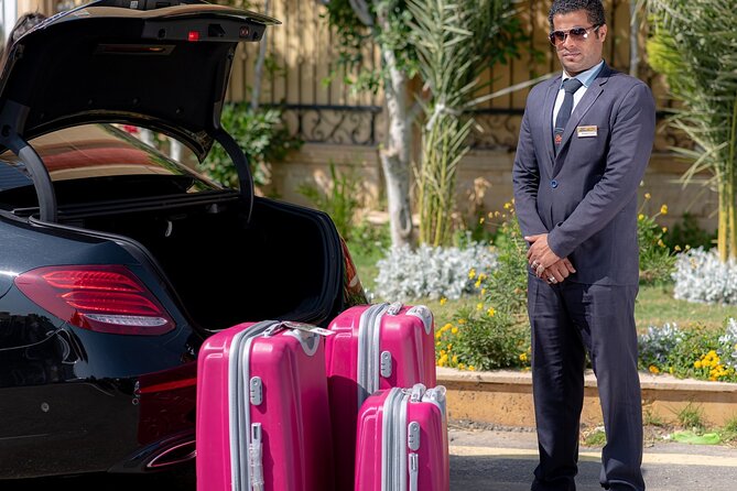 Private Dubai Airport Arrival/Departure Transfer to Dubai City - Comfort in Dubai Heat, Air-Conditioned and Modern