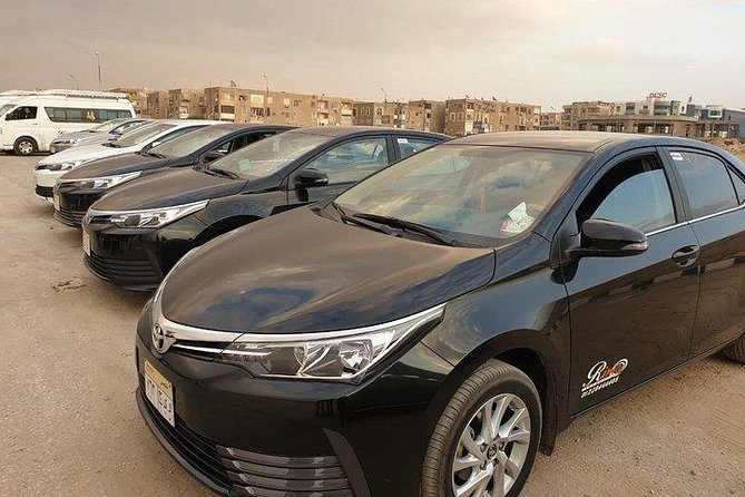 Private Dubai Airport Transfer DXB to Dubai City - Where You Meet Your Driver Inside DXB