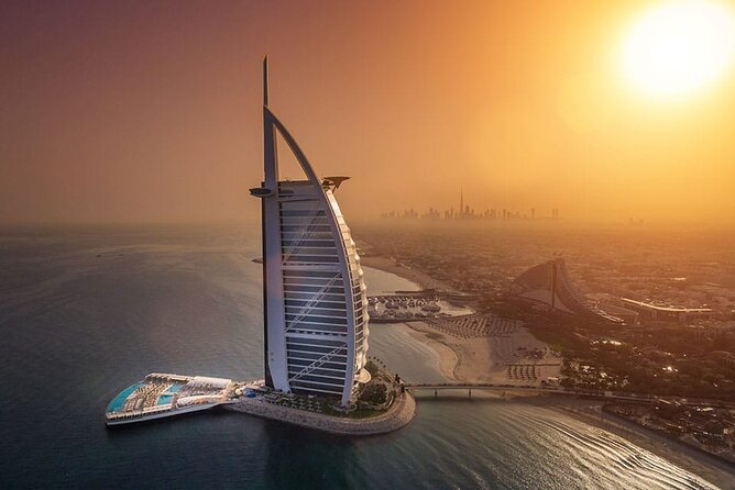 Private Dubai Sunset and Night Sightseeing Tour - Zabeel Palace, Dubai Frame, and the Museum of the Future areas