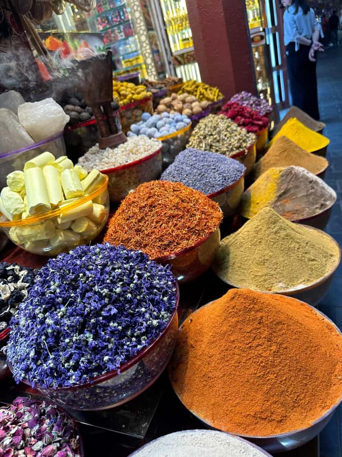 Private Food Tour – 12 Tastings with Locals - The 3-hour route: how the pacing works through Old Dubai