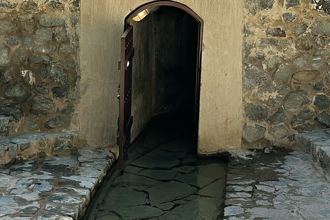 Private Full Day Hatta Visit Dam Heritage Village Lake - The lunch break near Hatta: simple, not included