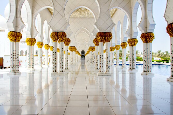 Private Full Day Tour Abu Dhabi City, Grand Mosque & Palace - A private Abu Dhabi day works best when you want both icons and context