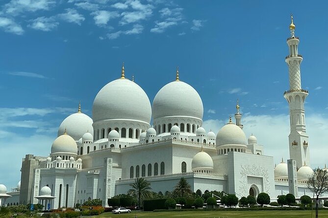 Private Full-Day Tour in Abu Dhabi - Qasr Al Watan: the presidential palace angle (tickets not included)