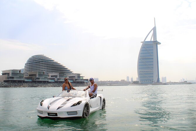 Private Jet Car Ride in Dubai - Weather and timing: the one thing that can change your plan