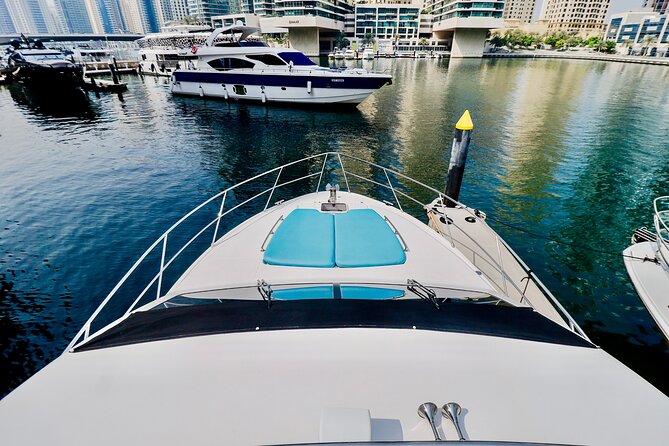 Private Luxury Yacht cruise around Atlantis and Dubai Marina - Price and Value: Is $619.86 Per Group Worth It?